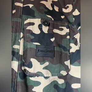 Snoop supply interchanging jacket